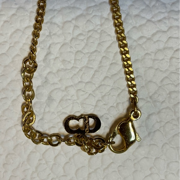 Christian Dior Gold Metal Dior Oval Logo Rhinestones Necklace 15"-17" - Picture 5 of 10